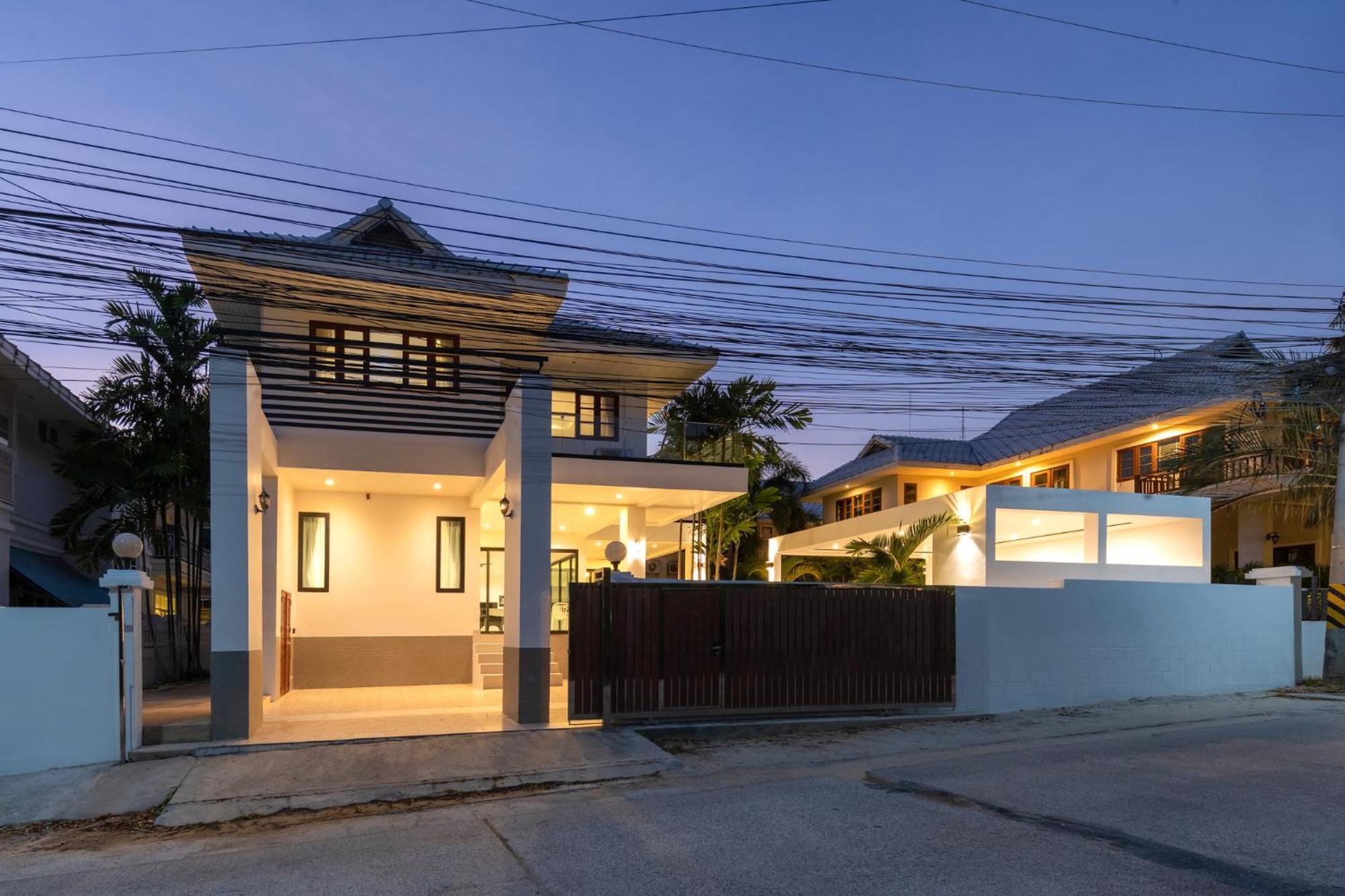 Stunning Villa With Pool And Tropical Garden 华欣 外观 照片