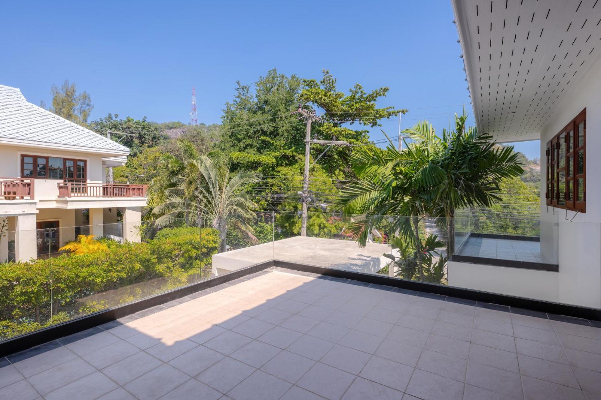 Stunning Villa With Pool And Tropical Garden 华欣 外观 照片