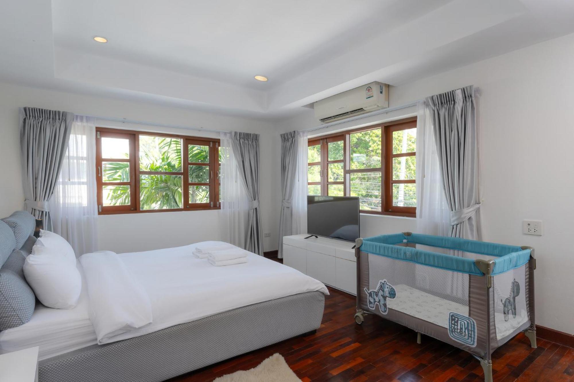 Stunning Villa With Pool And Tropical Garden 华欣 外观 照片